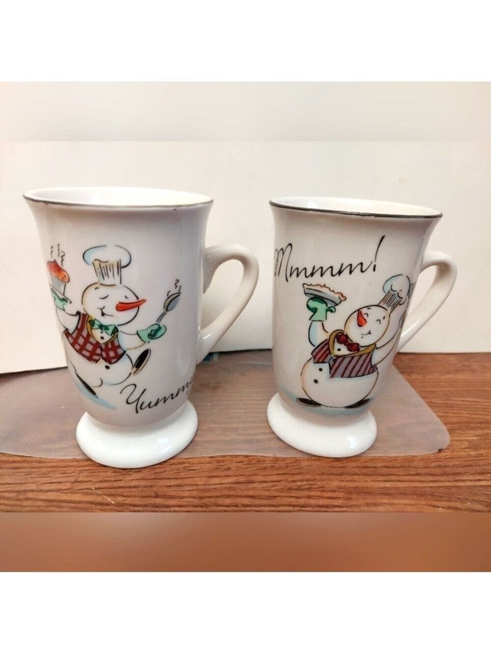 Pair of Yummy and Mmmm Coffee/Tea Mugs